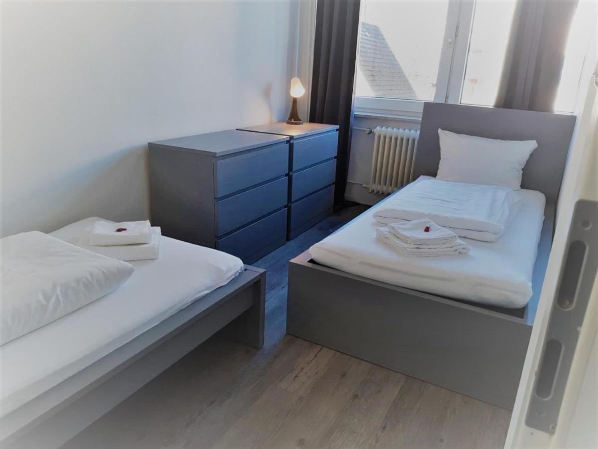 Mehrbett-Apartment 1 Citynah, Einfache Ausstattung Hamburg Kültér fotó